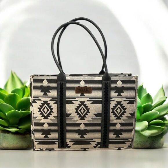 Wrangler large zip top tote bag - Picture 1 of 6